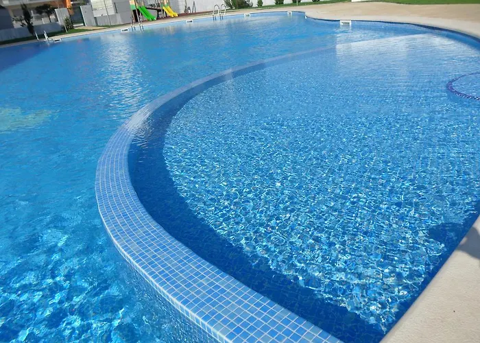 Alojamentos Campo & Mar-t2 Com Piscina * Sao Martinho do Porto