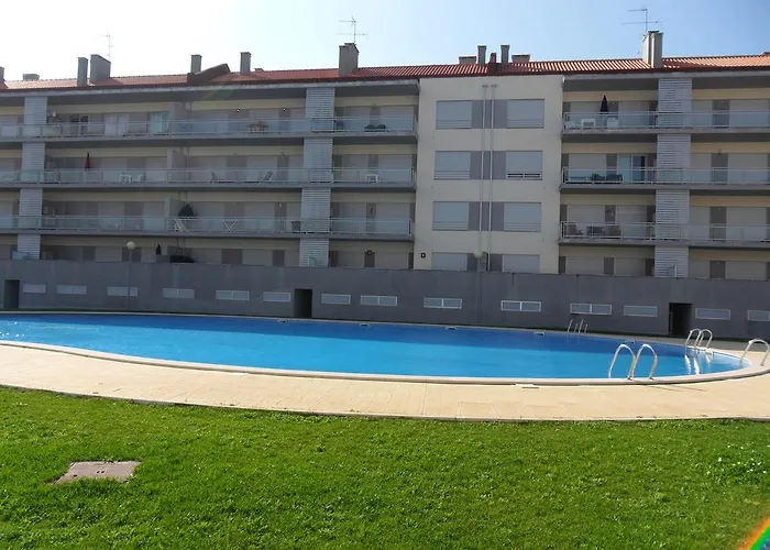 Alojamentos Campo & Mar-t2 Com Piscina Sao Martinho do Porto