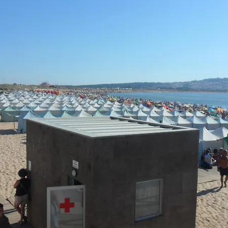 Alojamentos Campo & Mar-t2 Com Piscina Апартаменты