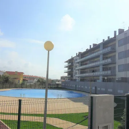 Alojamentos Campo & Mar-t2 Com Piscina Apartment